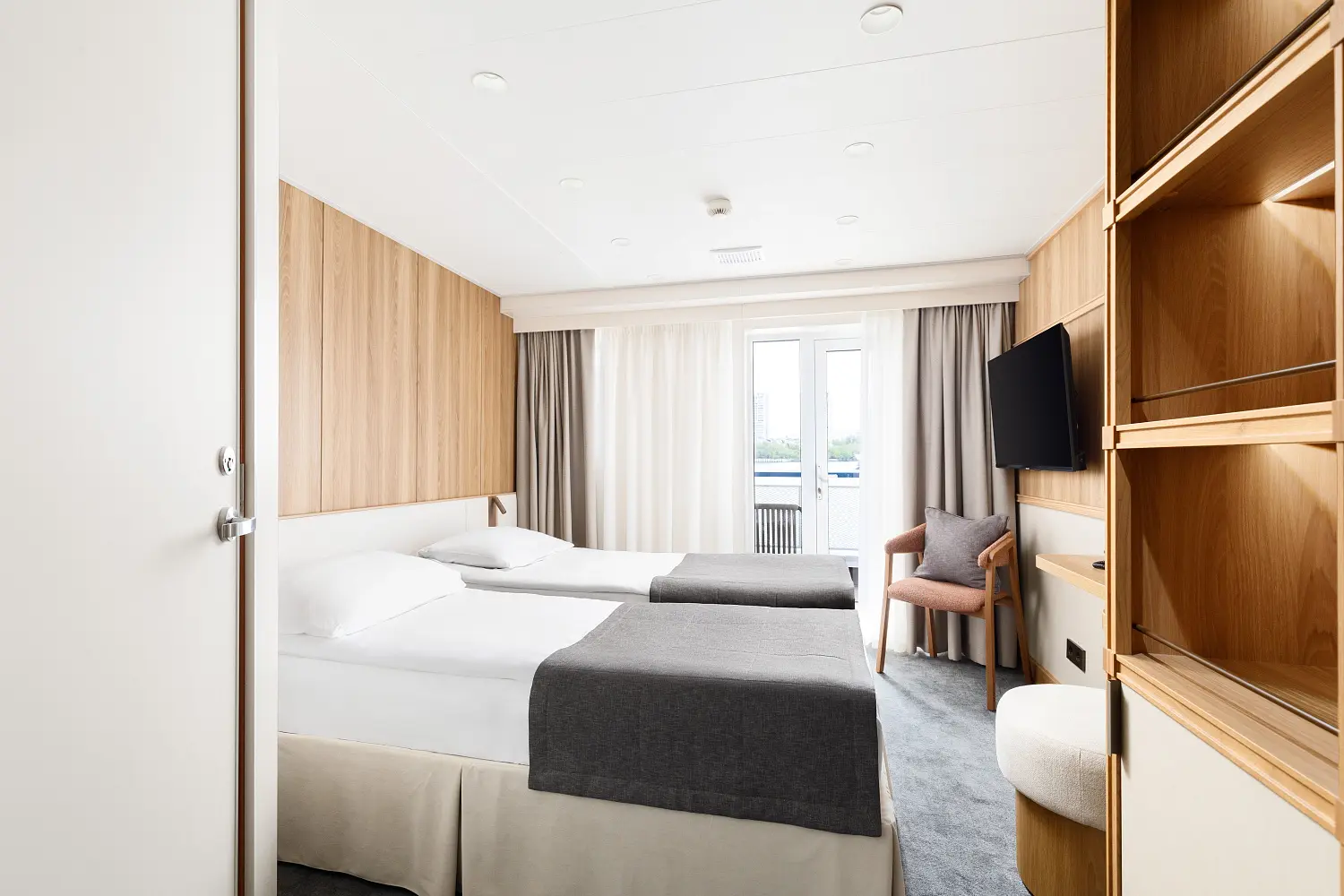 Мстислав Ростропович 2-местная с балконом